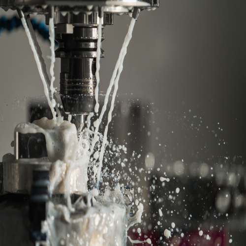 Online CNC Machining vs. Local Machine Shops: Choosing the Best Option for Your Project